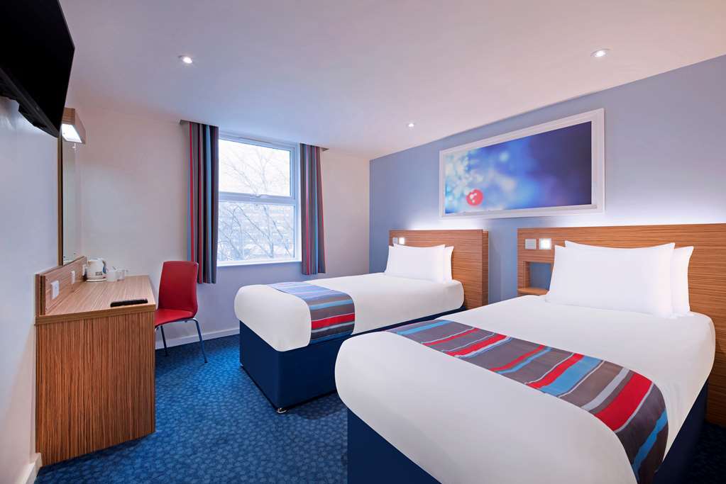 Travelodge Portsmouth Hotel חדר תמונה